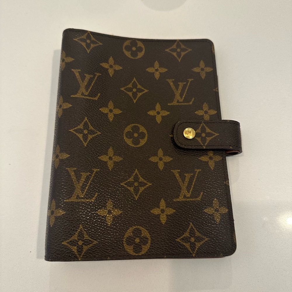 Louis Vuitton MM Agenda - Good Condition